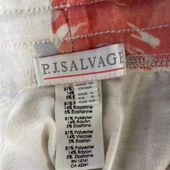 NWT PJ Salvage SUPER SOFT! Large Happy Blooms Floral Lounge Shorts Oatmeal Pink - Picture 3 of 5